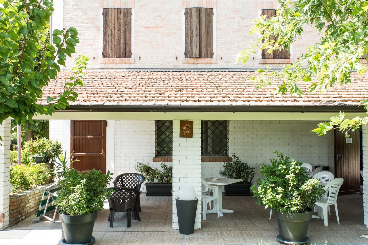 Country Resort Modena Exterior photo